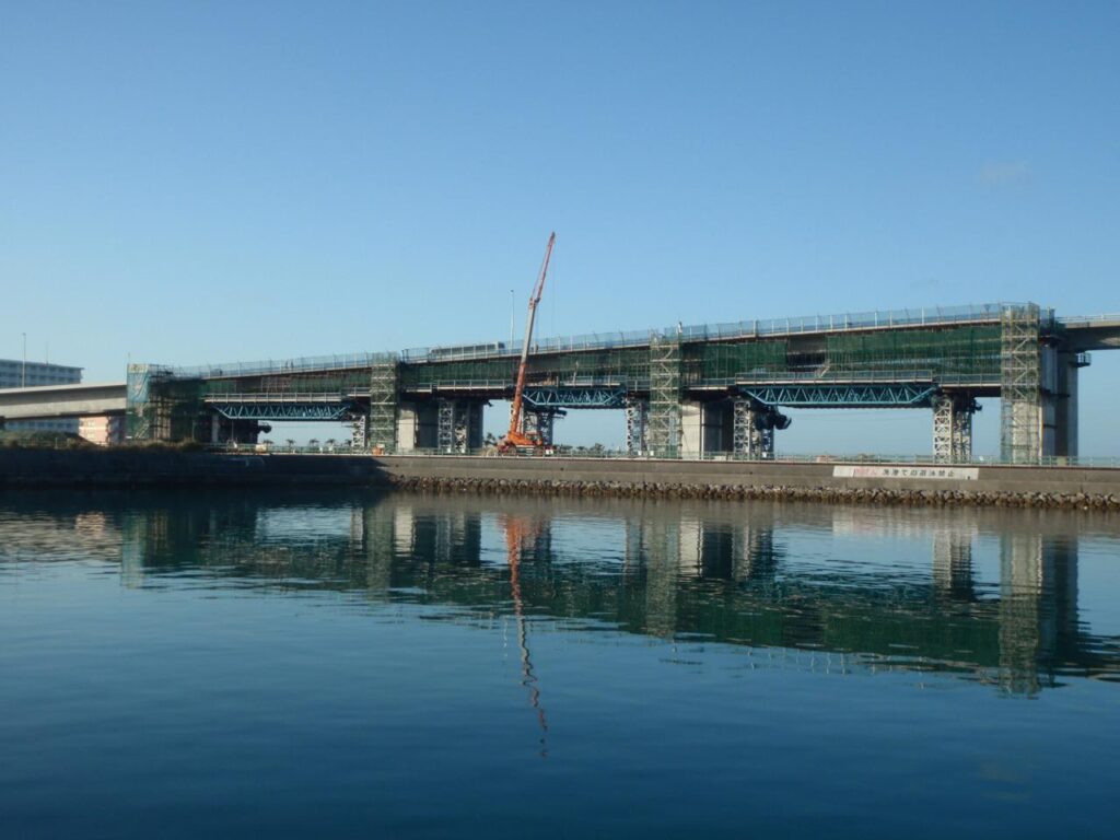 与根高架橋(下りP18?P21)工事