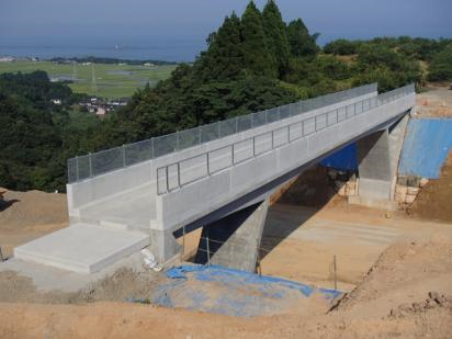 石並川橋