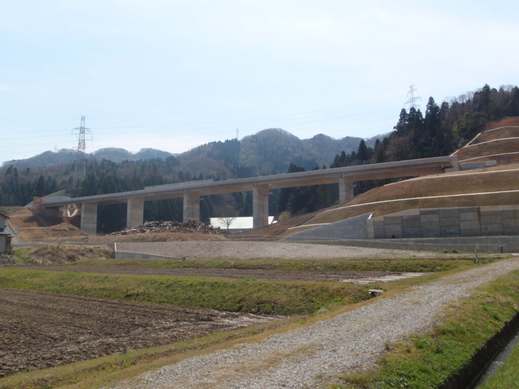 谷口高架橋
