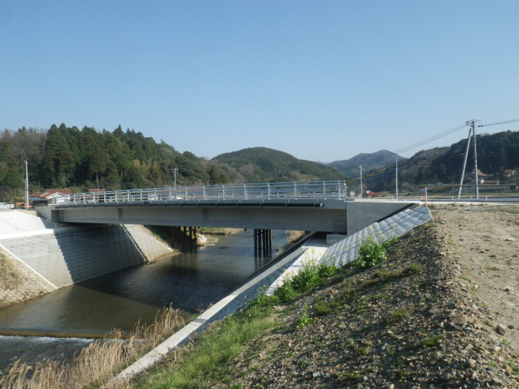埋築橋