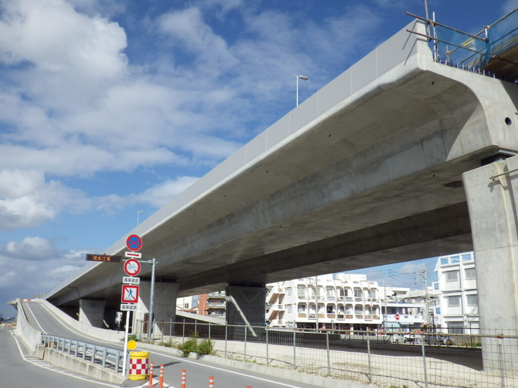 糸満高架橋
