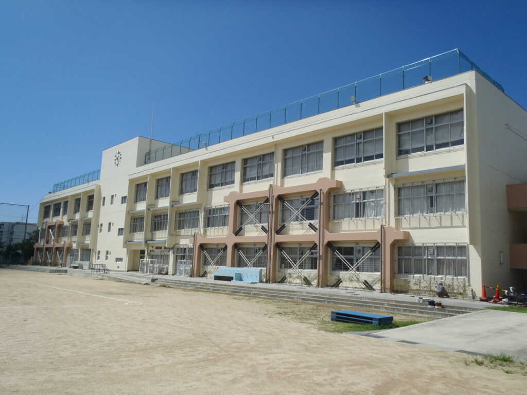八尾市立高美南小学校パラレル