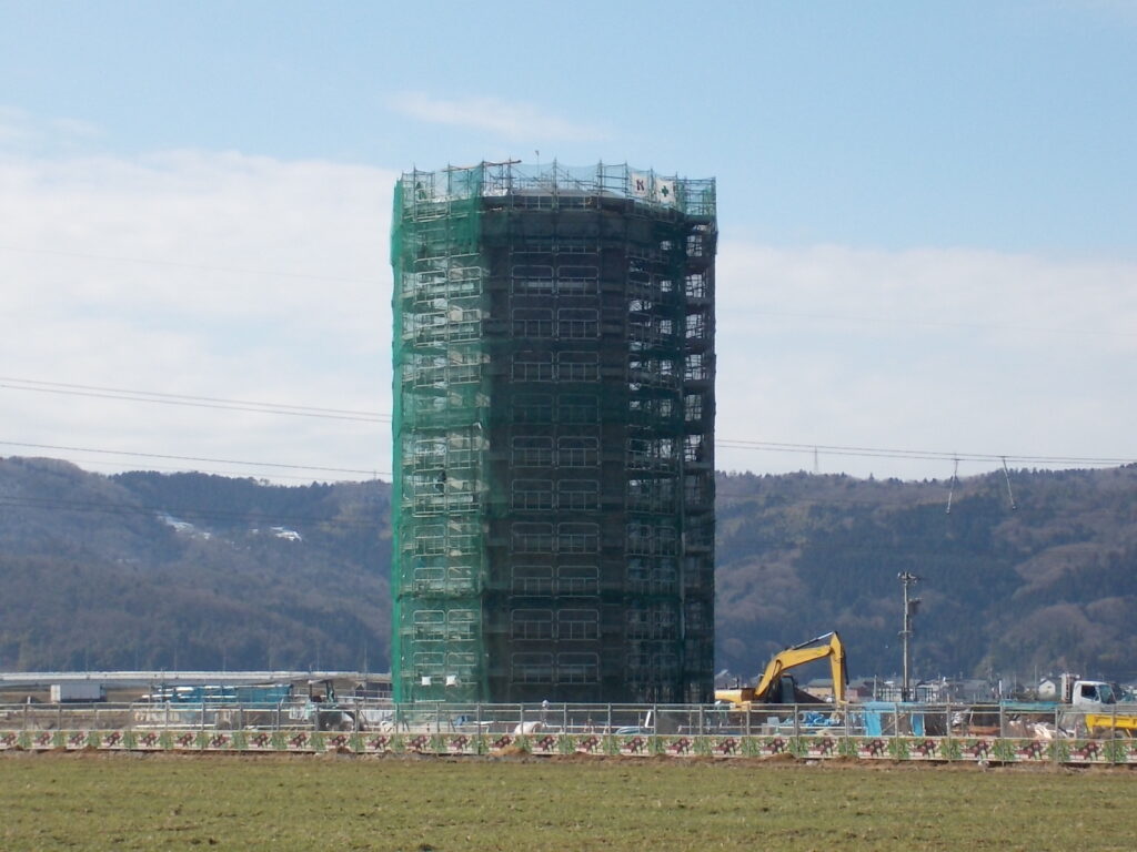 八ヶ川放流水槽