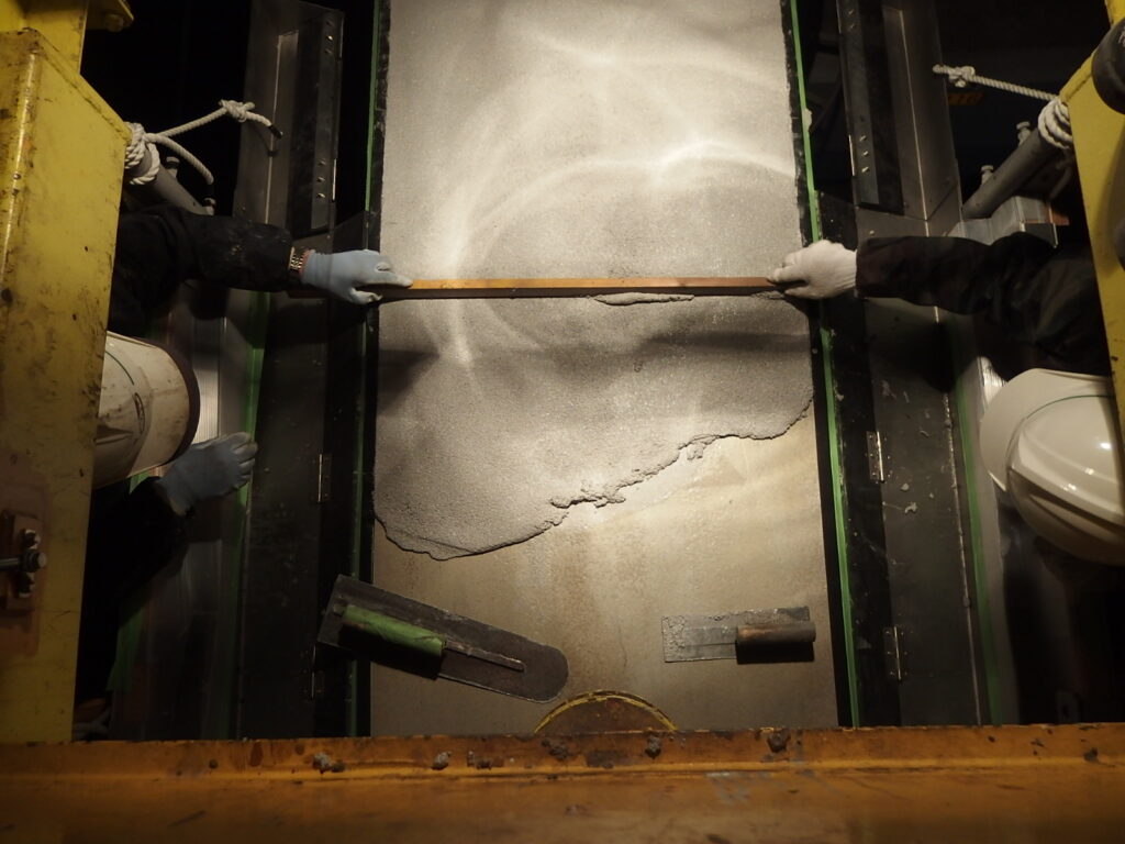 モノレール嵩上工事