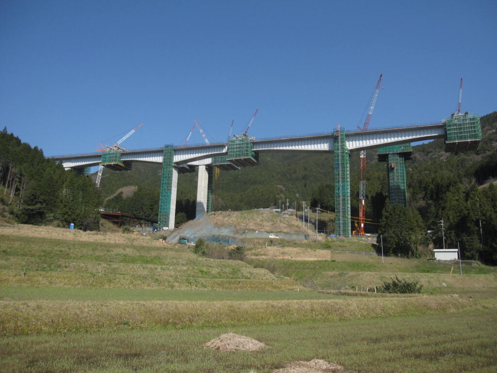 第二東名臼子橋