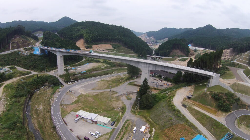 伊良原11号橋