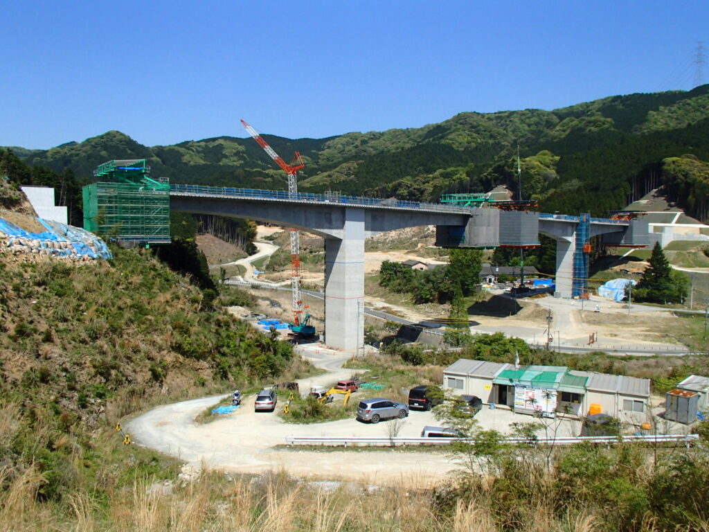 伊良原国道11号橋(1工区)
