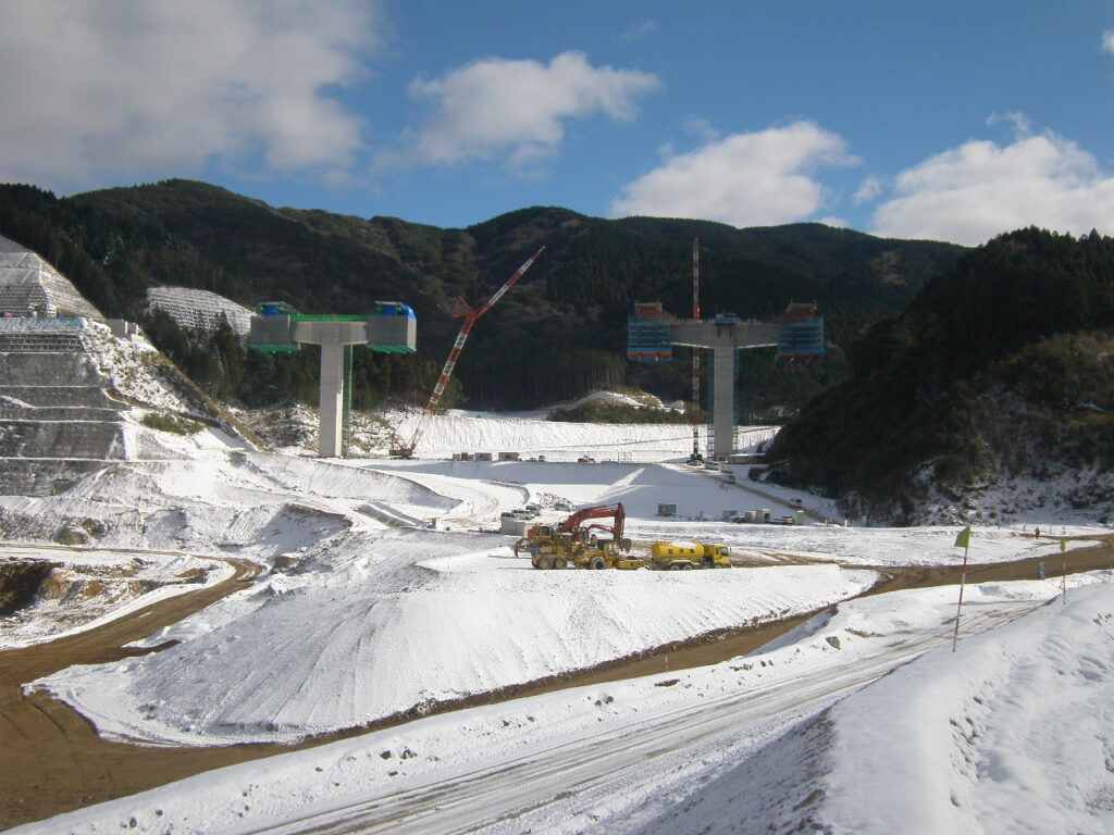 五ケ山ダム４号橋