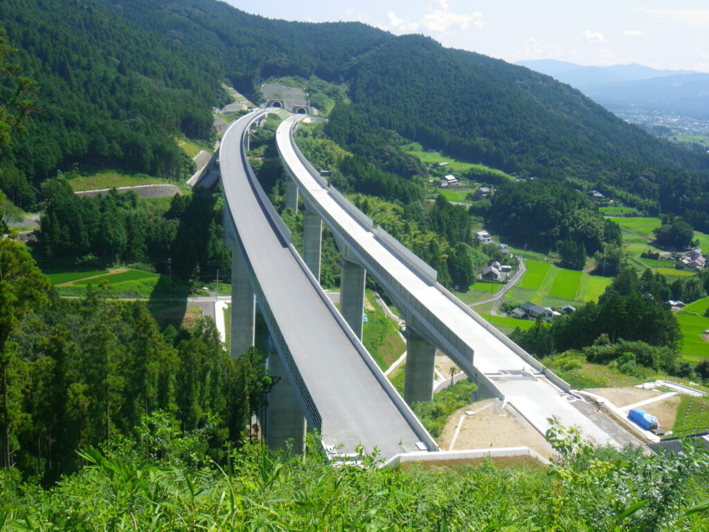 第二東名臼子橋