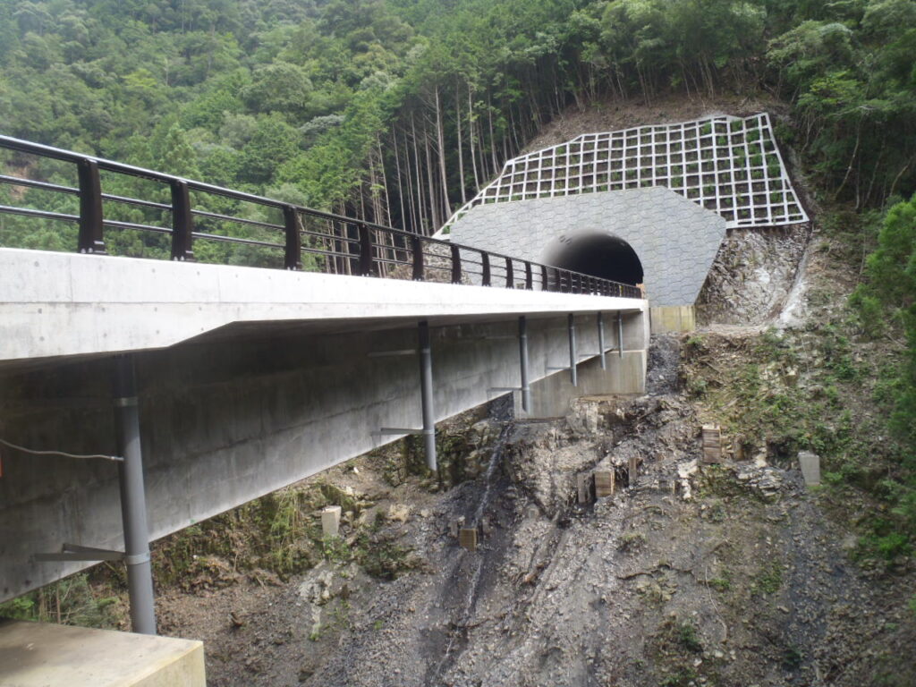 玉置口第三橋