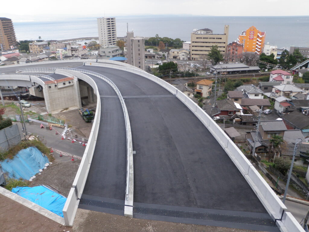 浜脇跨線橋