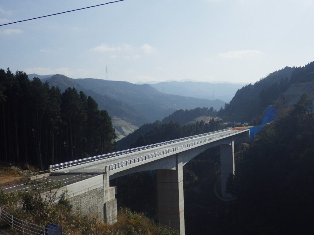 伊良原7号橋(1工区)
