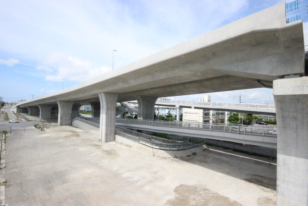 糸満高架橋(上りA1-P5)工事