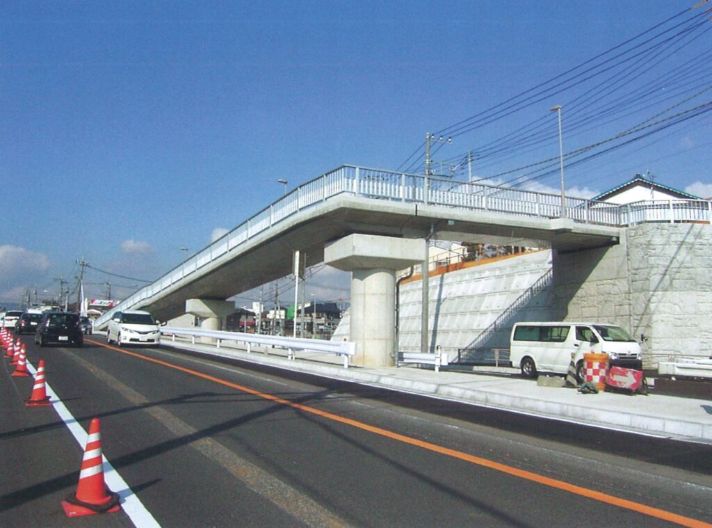 曽屋歩道橋