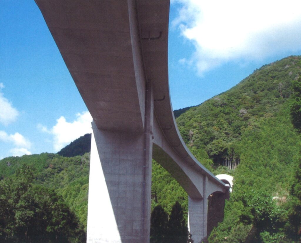 つづら川第8橋