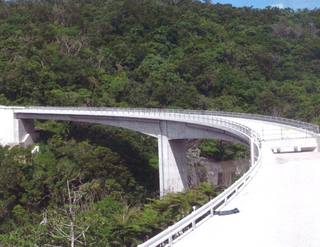 島の上橋