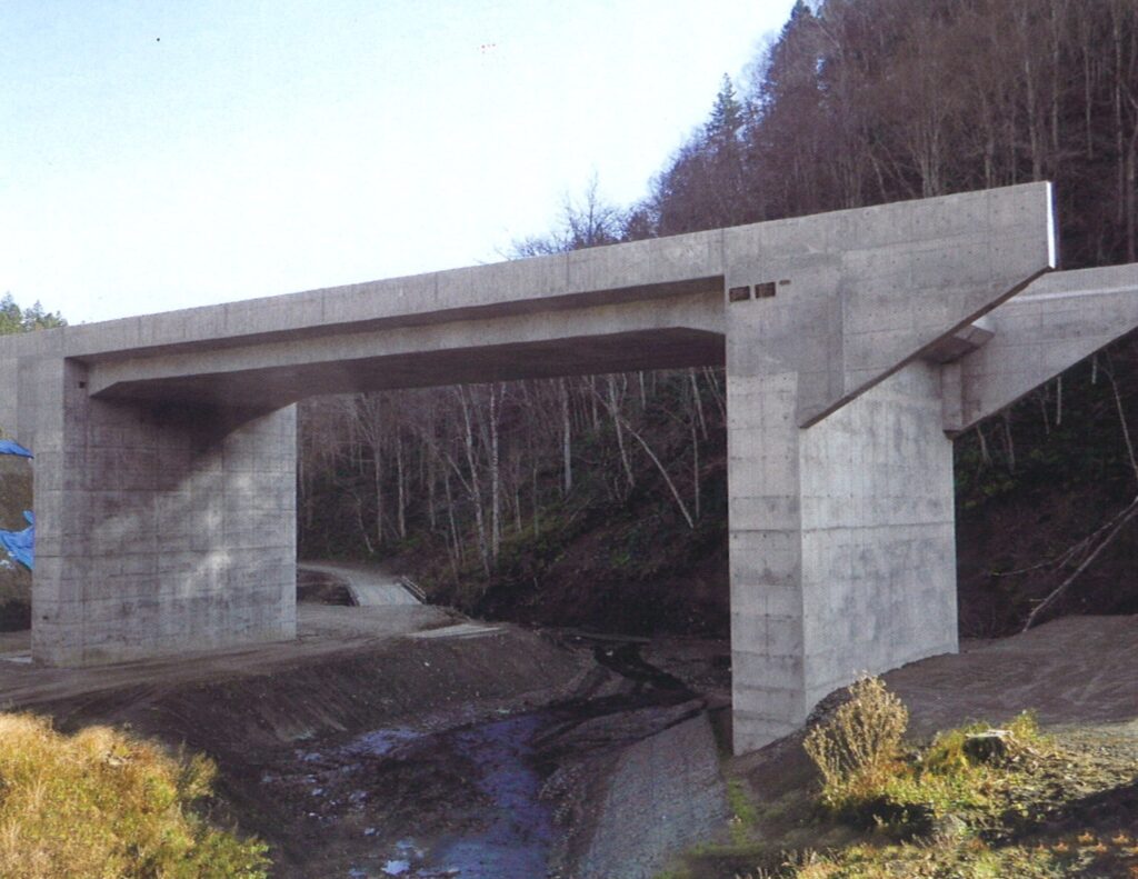 宇遠別川橋
