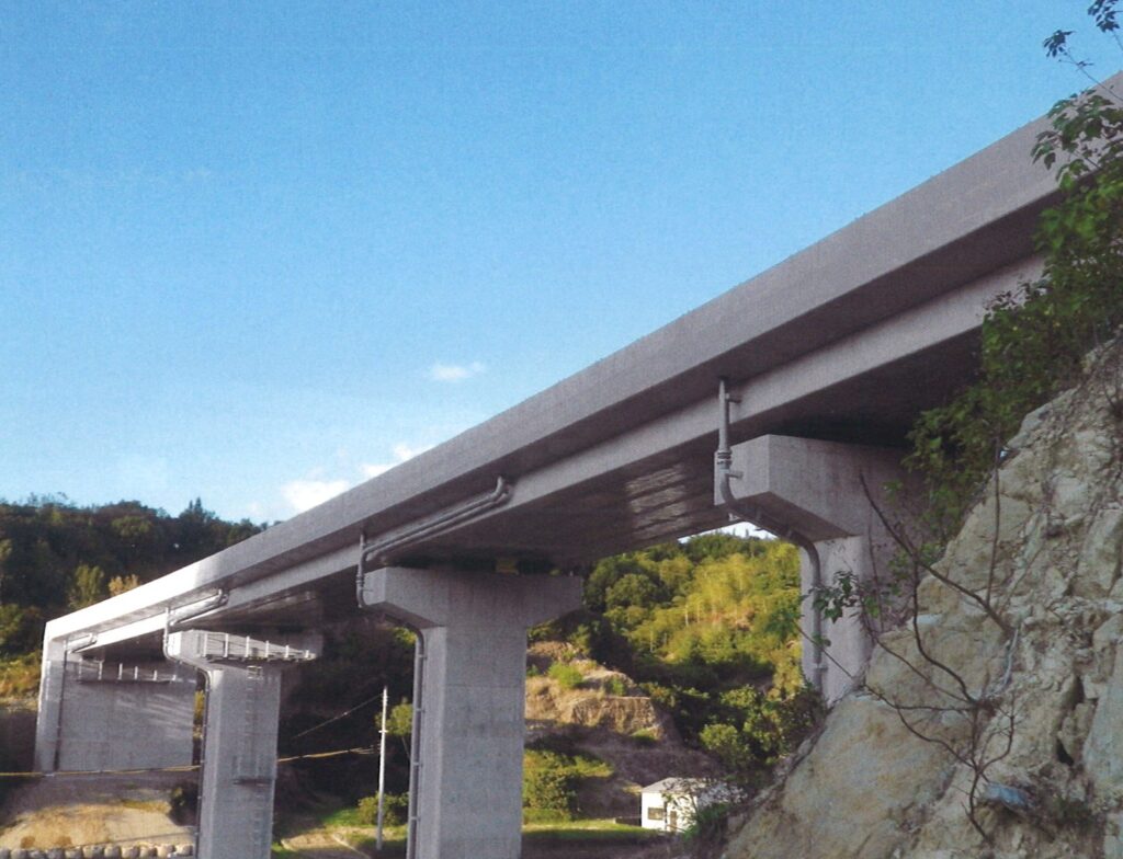 長井谷高架橋