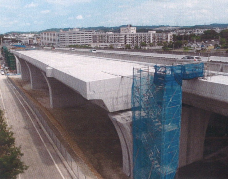 東風平高架橋