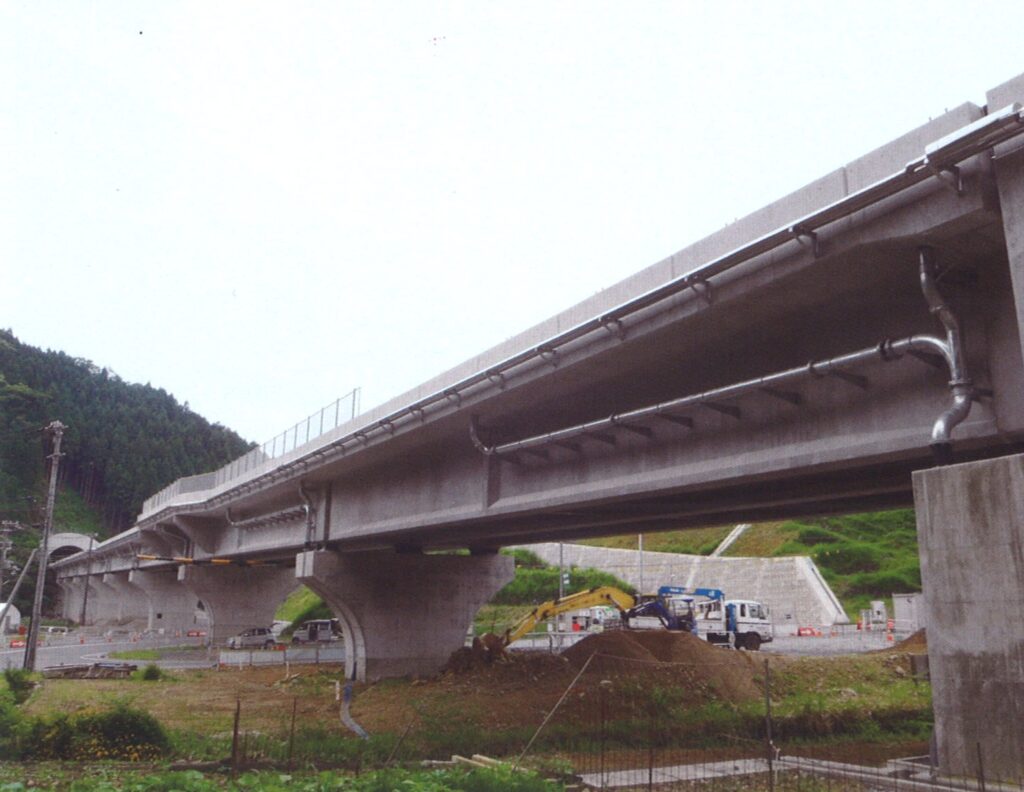 和田山八鹿道路畑川橋