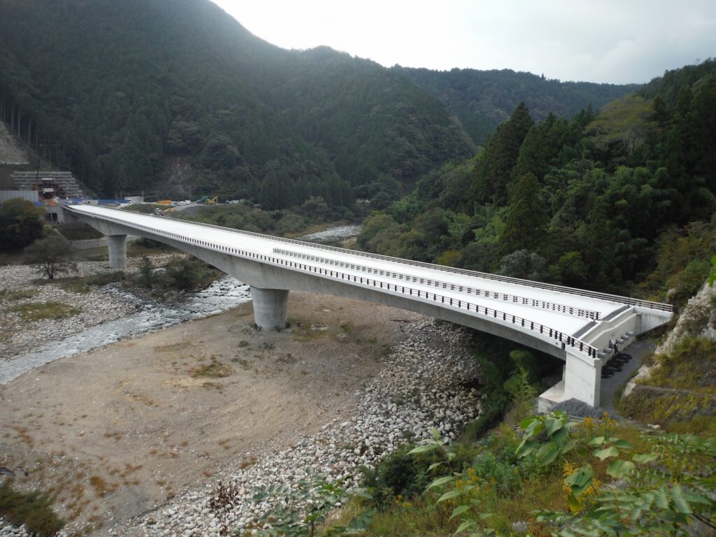 大千瀬川橋