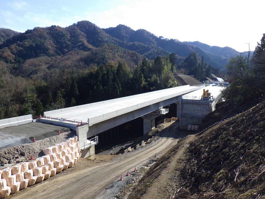 宿南1号橋(下り)上部