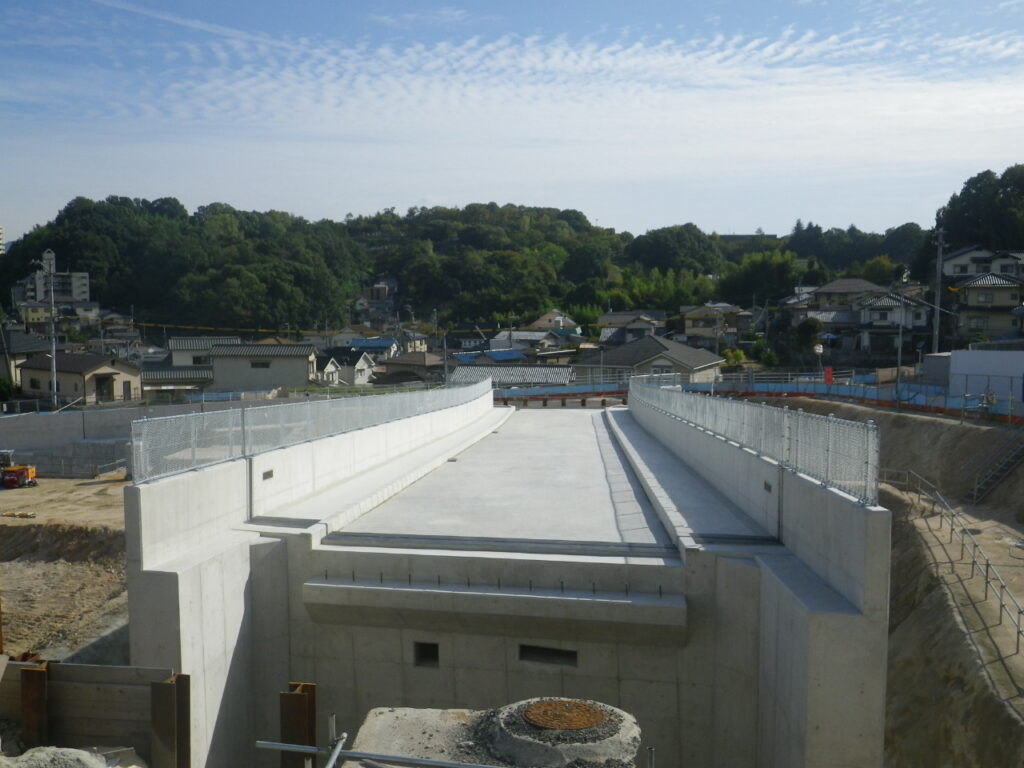 中山跨道橋PC新設工事