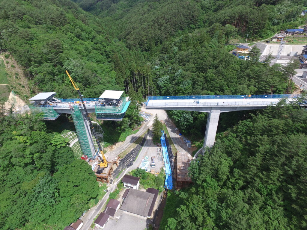 里大橋