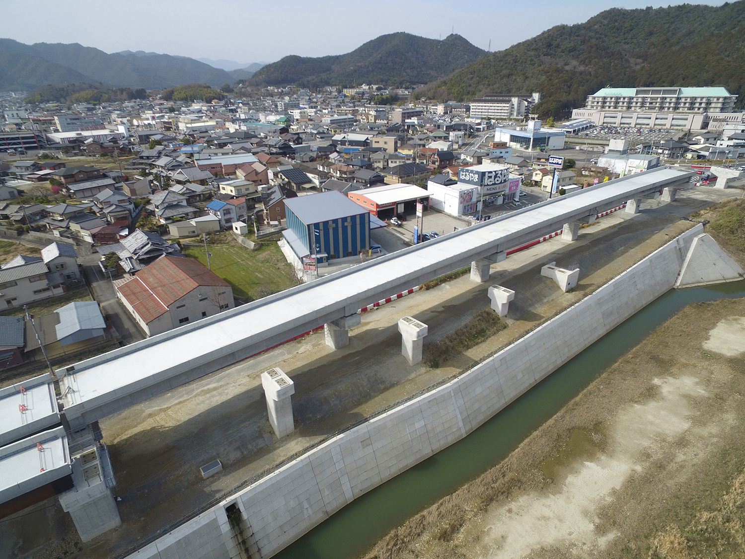 下戸田高架橋（P3-P8）