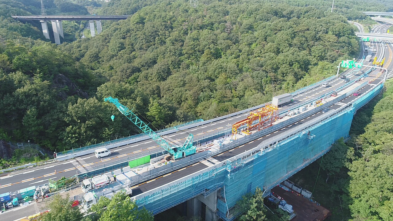 深沢橋床版取替工事