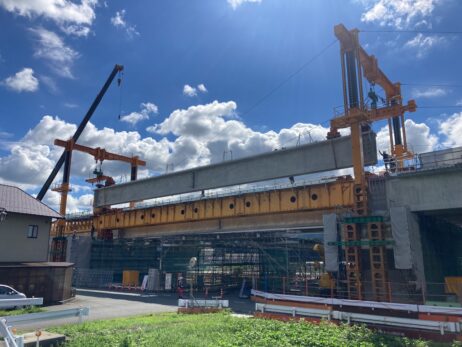 東海環状自動車道　北勢第三高架橋第二工区（PC上部工）工事