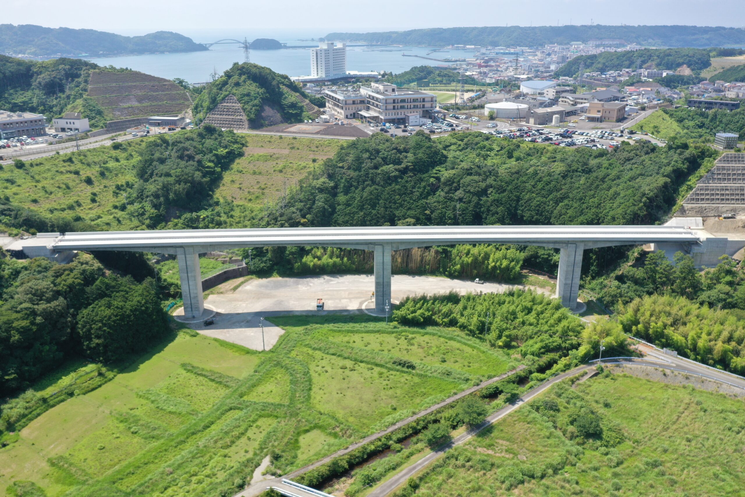 サンゴ台高架橋上部工事