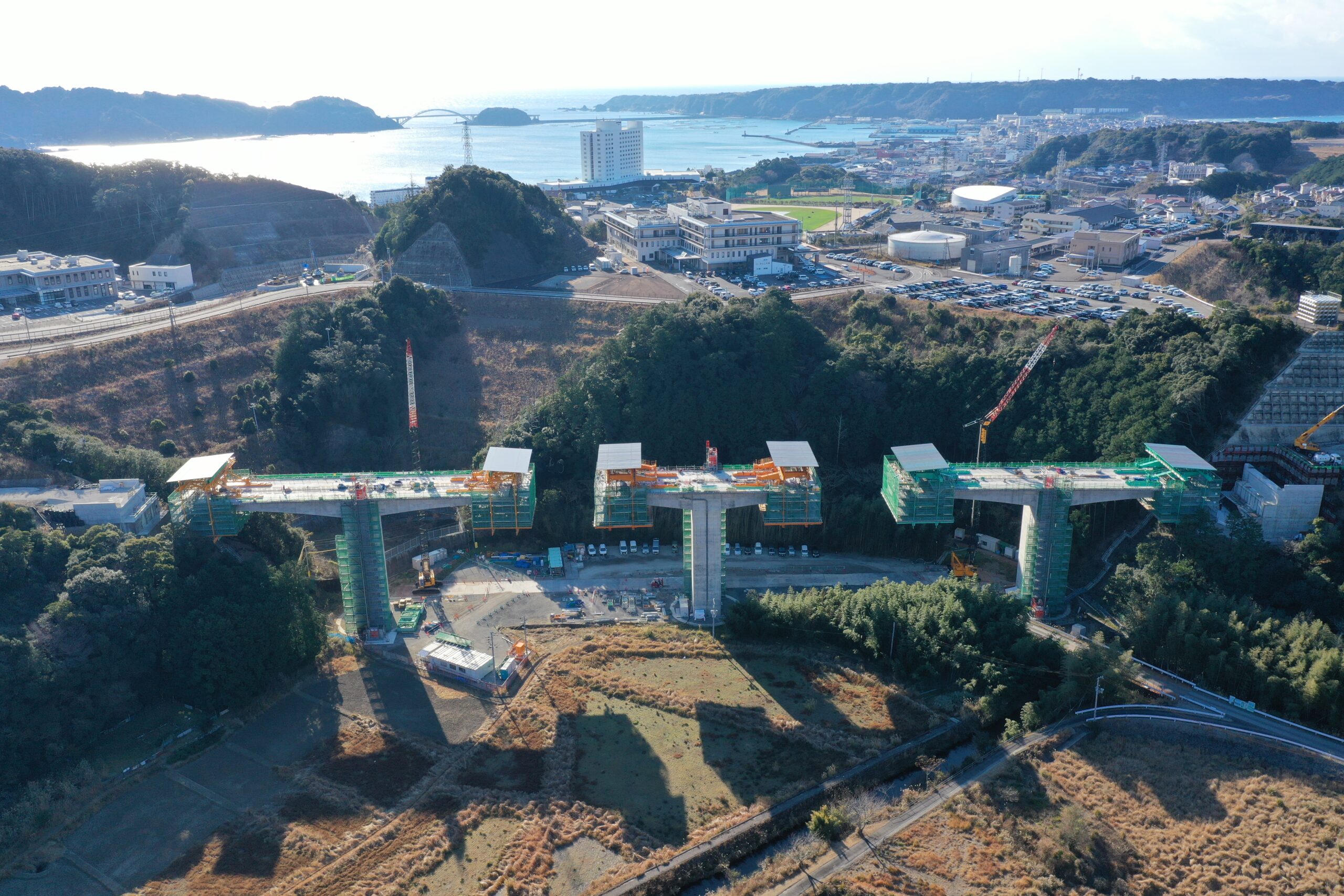 サンゴ台高架橋上部工事