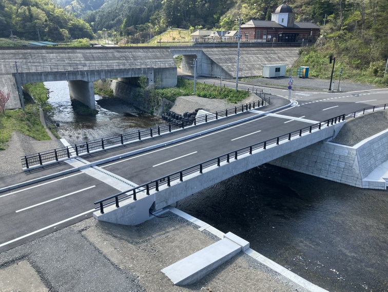 島の越漁港海岸橋梁