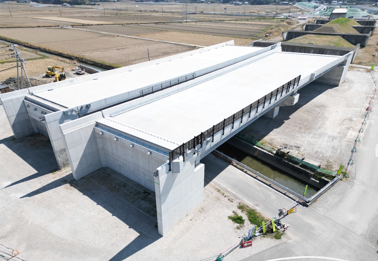 櫛渕橋梁上部工事