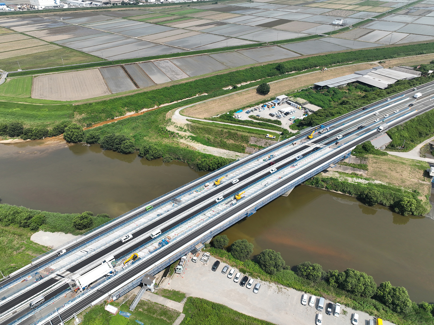 九州自動車道　宝満川橋床版取替工事